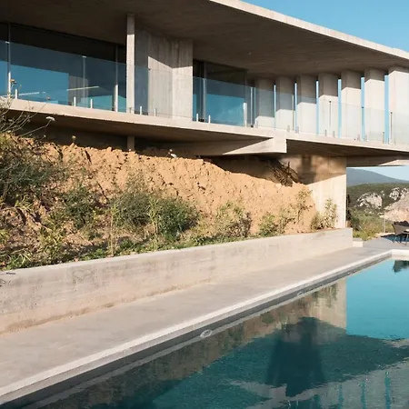 Sunset Seaview 4 Bed Villa Sleeps 8 -Private Pool Pila