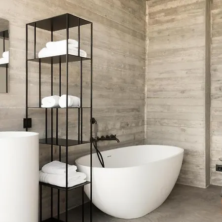 Sunset Seaview 4 Bed Villa Sleeps 8 -Private Pool * Pila