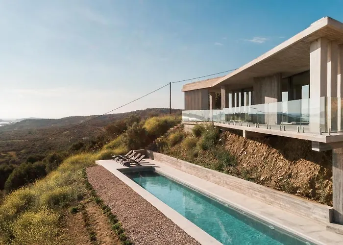 Sunset Seaview 4 Bed Sleeps 8 -private Pool 别墅 Pila