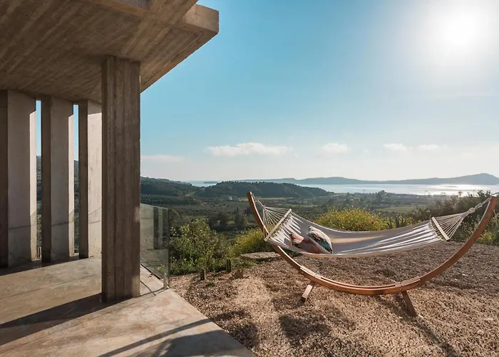 Sunset Seaview 4 Bed Sleeps 8 -private Pool 别墅