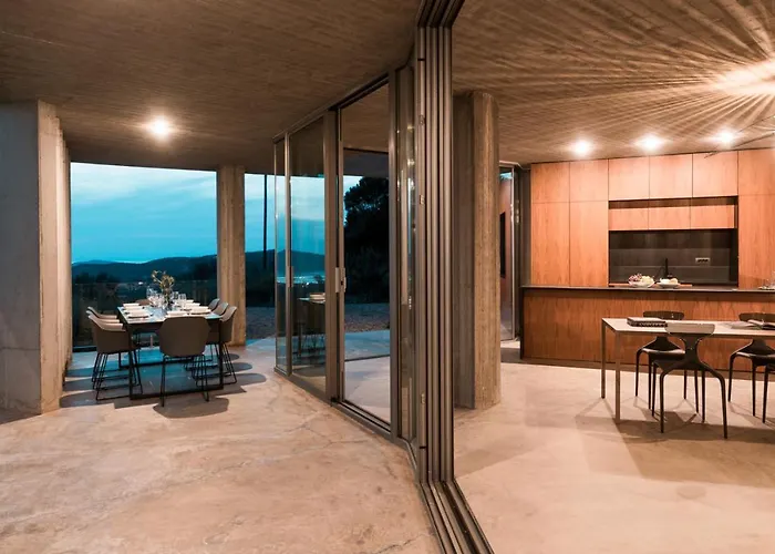 别墅 Sunset Seaview 4 Bed Sleeps 8 -private Pool *