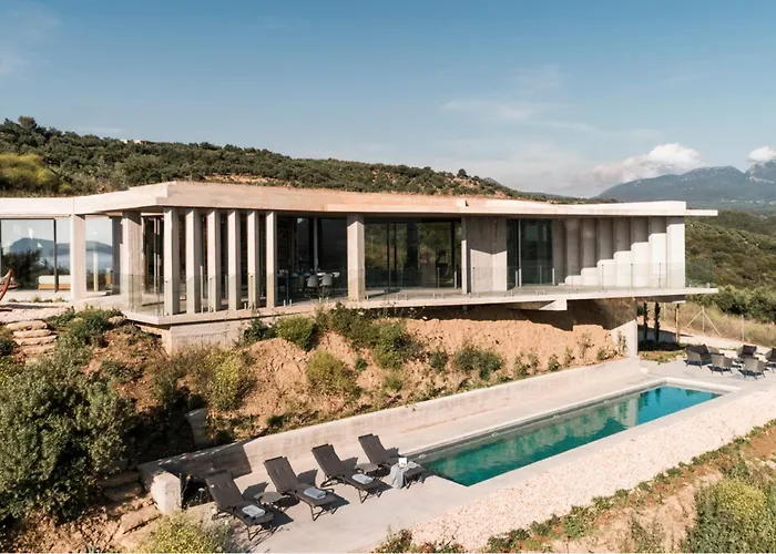 别墅 Sunset Seaview 4 Bed Sleeps 8 -private Pool